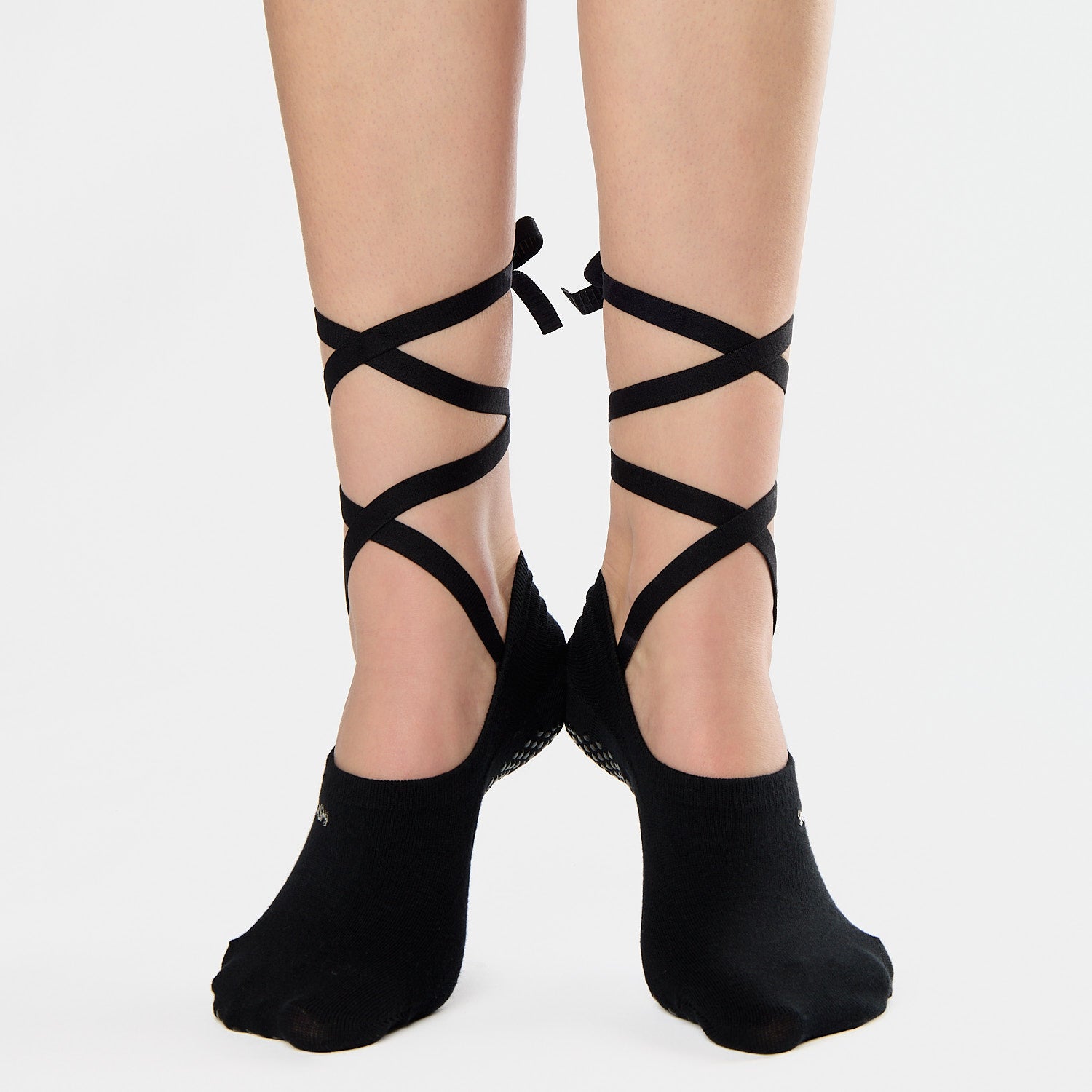 ESSENTIALS No Show Regular Toe Ballet Tie