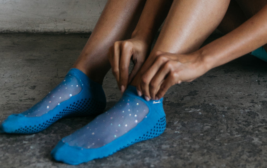 Wearing socks on Pilates reformer – Shashionline
