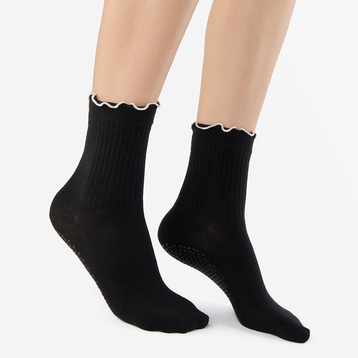 Ruffle Ankle Grip Sock