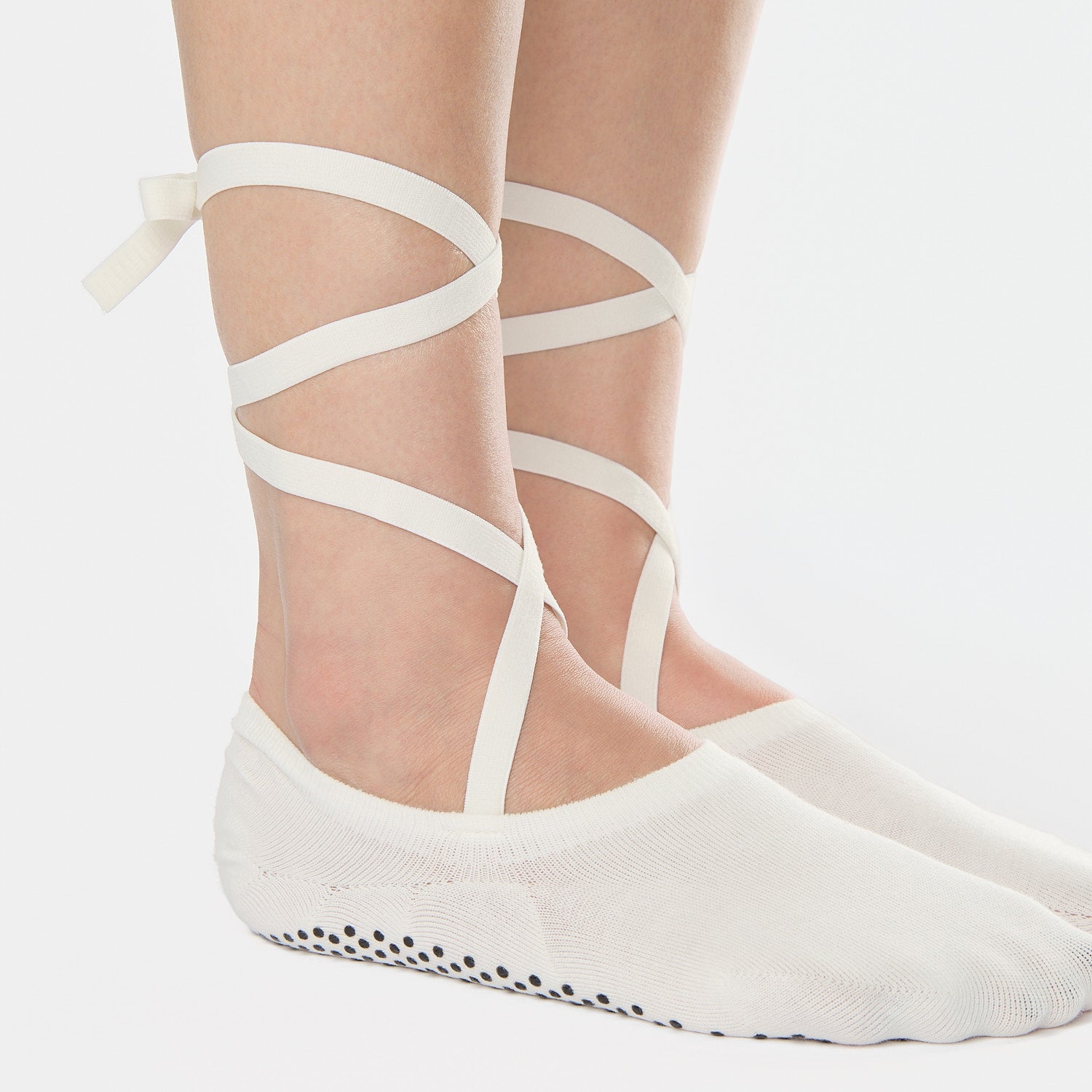 ESSENTIALS No Show Regular Toe Ballet Tie